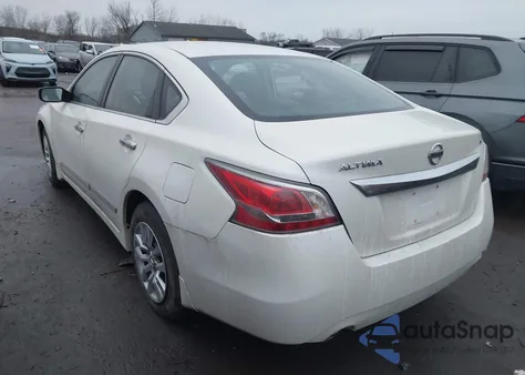 2015 Nissan Altima 2.5 S from USA, damaged, VIN 1N4AL3AP1FN307204